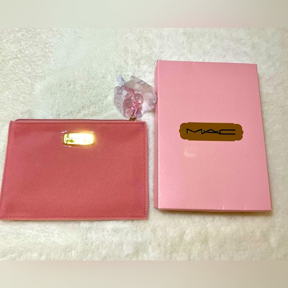 NWT🩷MAC MAKEUP ZIP POUCH PINK🩷🩷🩷🩷🩷🩷🩷 - Picture 4 of 6